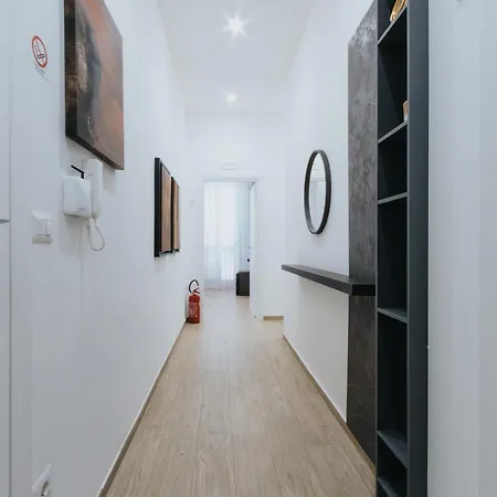 Dimora Favia アパート